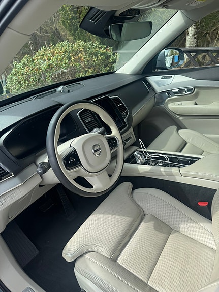 Volvo XC90 7 of 25
