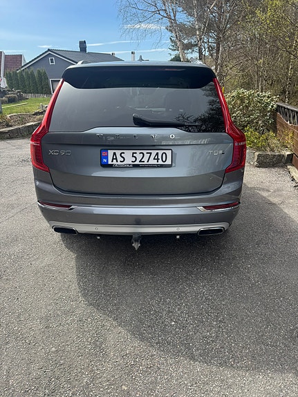 Volvo XC90 5 of 25