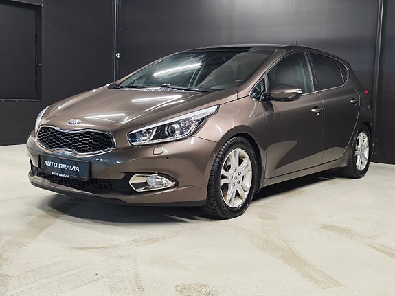 Kia Ceed 3 of 5