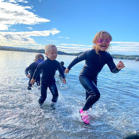 ULNA Fjordveien barnehage logo