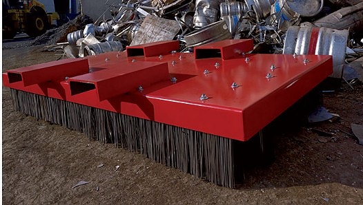 GIO.VE Indistruell stålbørste til hjullaster, gravemaskin og truck