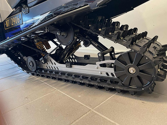 Yamaha SX Venom 2 of 6