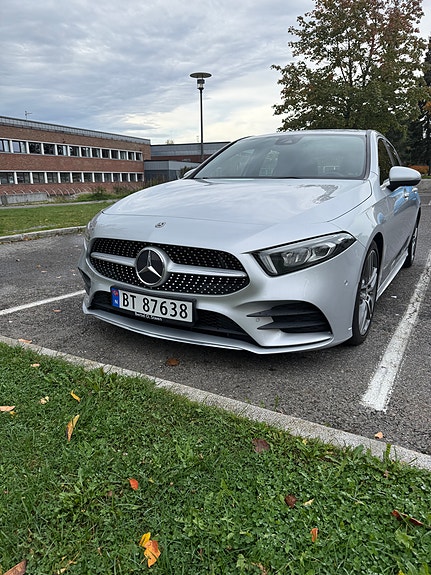 Mercedes-Benz A200 2 of 29