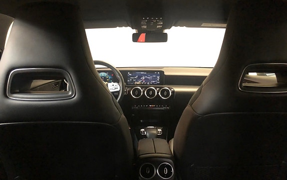 Mercedes-Benz A200 23 of 29