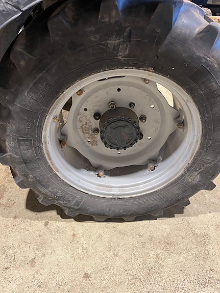 Massey Ferguson 4270 1999, kr 1 000,-