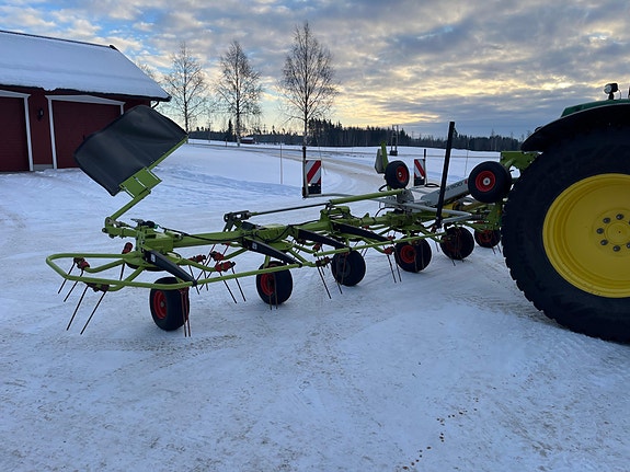 Claas Volto 900