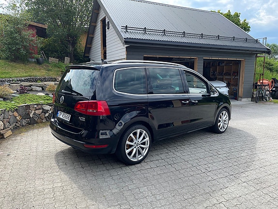 Volkswagen Sharan 2 of 8