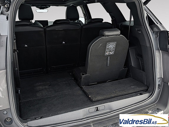 Peugeot 5008 8 of 23