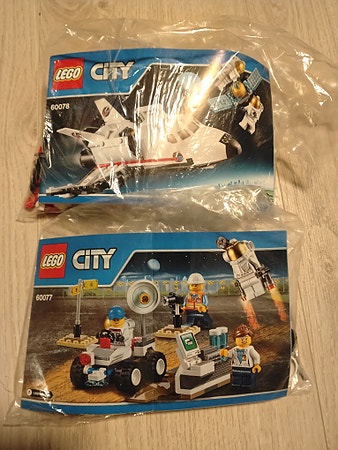 2 komplette LEGO City 60077,60078romfart sett