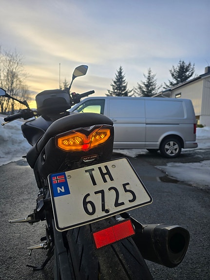 Yamaha MT-09 7 of 11