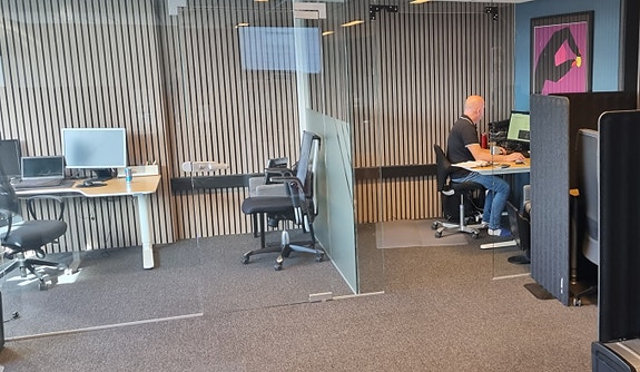 Vi har også lukkede cellekontor om det er å foretrekke.