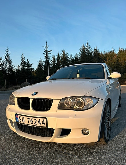 BMW 118d 3 of 17