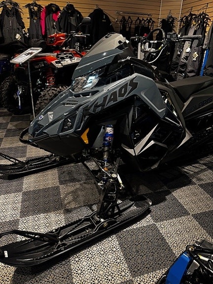Polaris 9R RMK Khaos 146 2 of 4