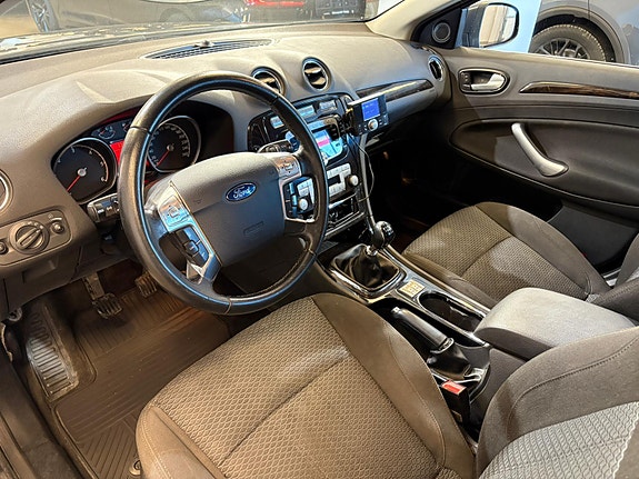 Ford Mondeo 5 of 7