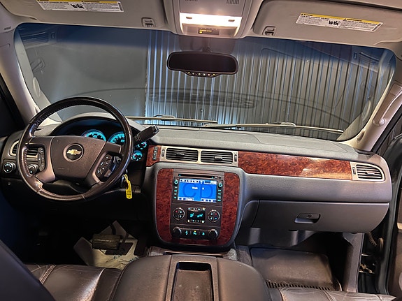 Chevrolet Tahoe 8 of 30