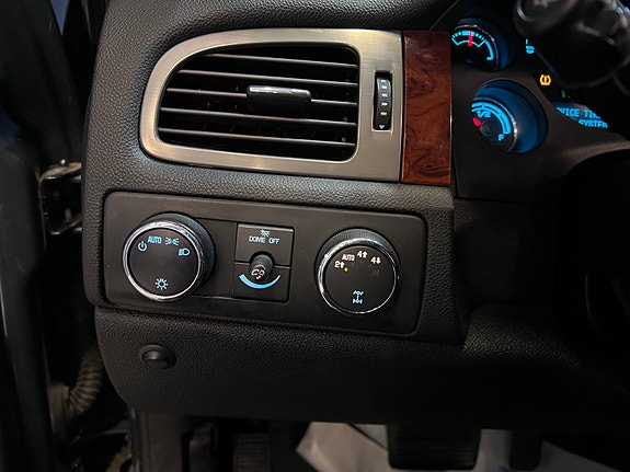 Chevrolet Tahoe 13 of 30