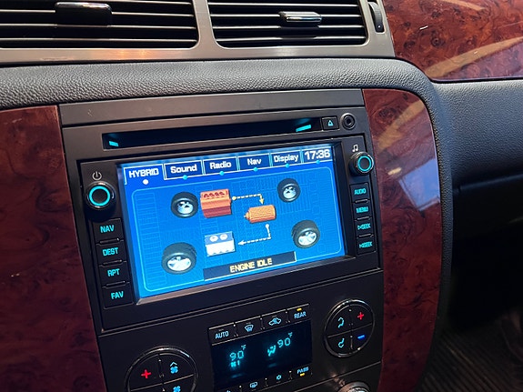 Chevrolet Tahoe 24 of 30
