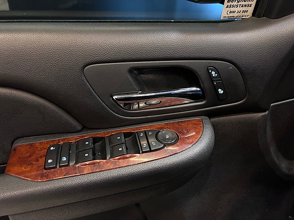 Chevrolet Tahoe 10 of 30