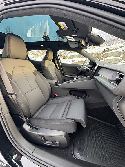 Polestar 2 14 of 30