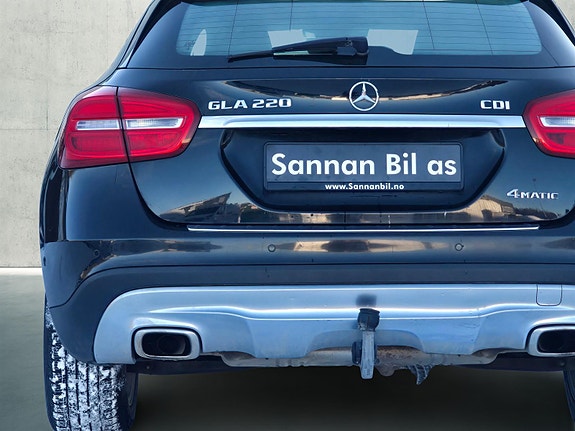 Mercedes-Benz GLA220 d 7 of 25