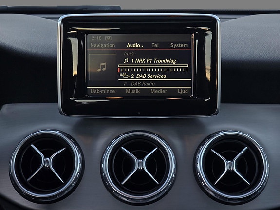 Mercedes-Benz GLA220 d 12 of 25
