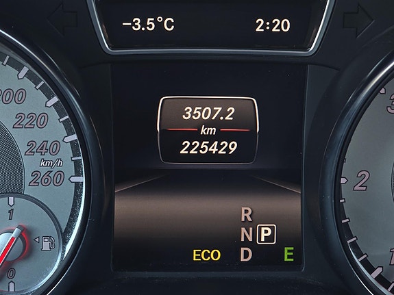 Mercedes-Benz GLA220 d 25 of 25
