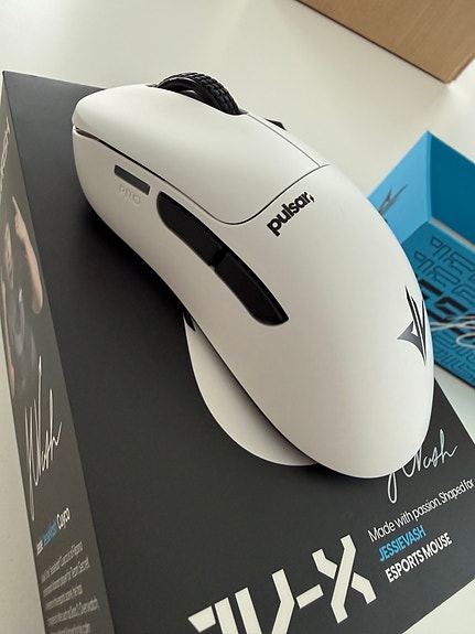 Product image 8 of 9