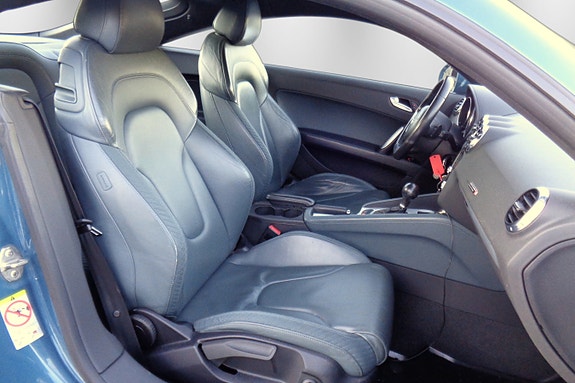 Audi TT 14 of 30