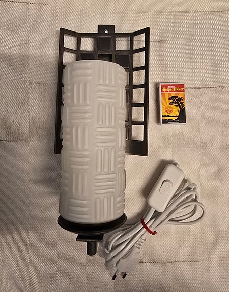 Product image 2 of 9