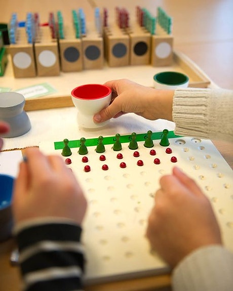 Montessorimateriell: Divisjon