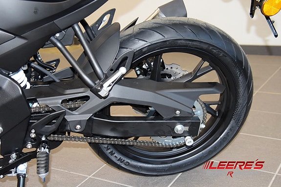 QJ Motor SRK 125 S - Lett MC - Streetfighter! 12 of 13