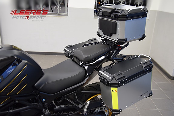 QJ Motor SRT 900 SX - Adventure med mye utstyr! 9 of 16