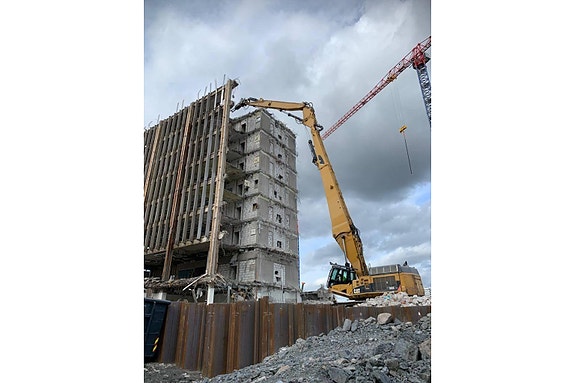Cat 365 C UHD (33 Meter) - Demolition