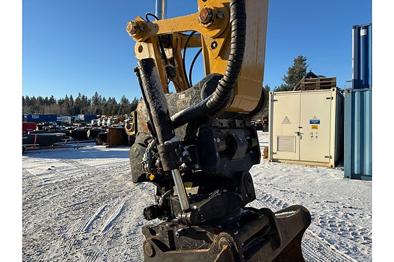 Cat 325 NG 11 of 30