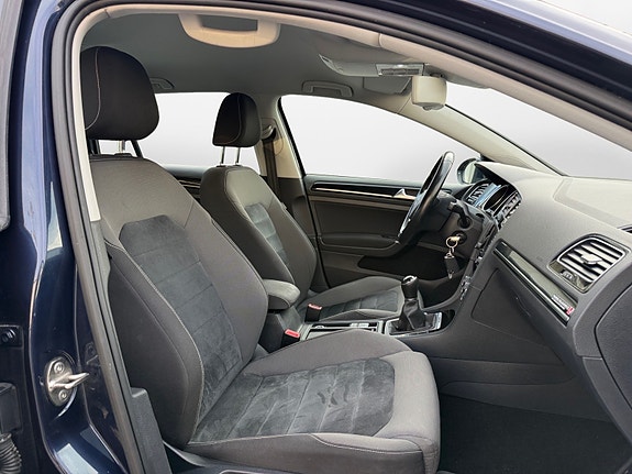 Volkswagen Golf 10 of 30
