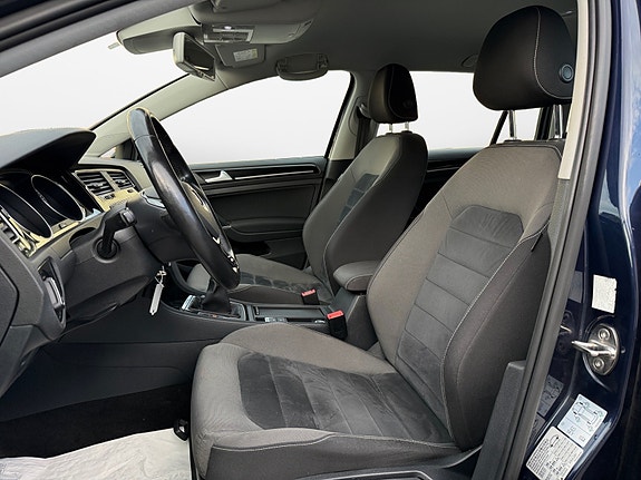 Volkswagen Golf 11 of 30