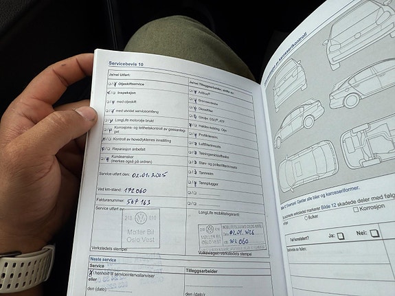 Volkswagen Golf 26 of 30