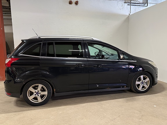 Ford Grand C-MAX 16 of 30