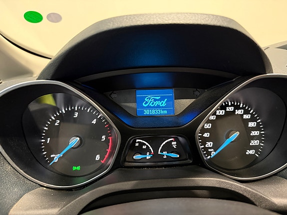 Ford Grand C-MAX 29 of 30