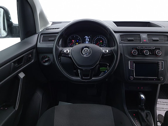 Volkswagen Caddy Maxi 10 of 30