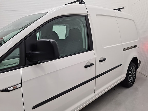 Volkswagen Caddy Maxi 28 of 30