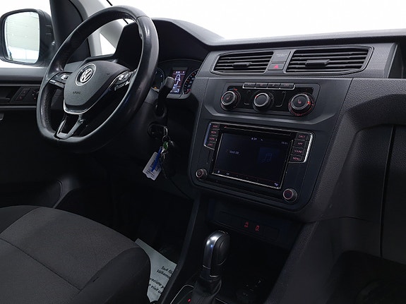 Volkswagen Caddy Maxi 12 of 30