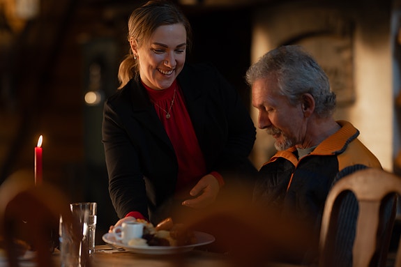 Gode matopplevelser til alle årstider er viktig - her er det juletallerken som blir servert.