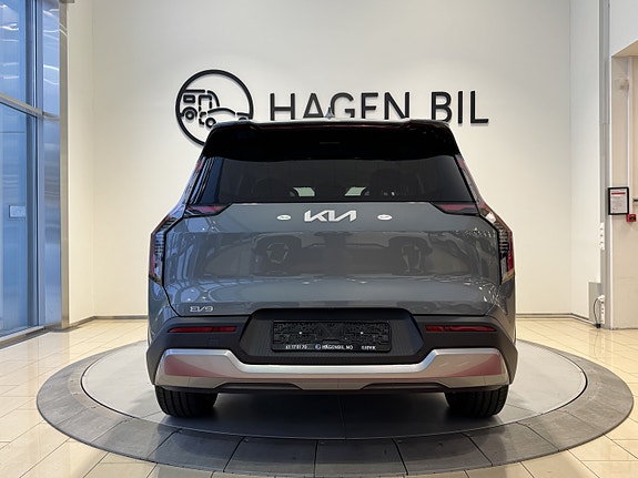 Kia EV9 5 of 29
