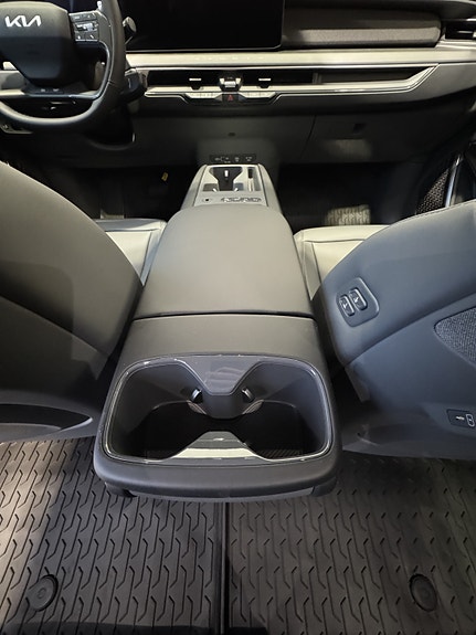 Kia EV9 16 of 29
