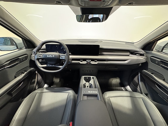 Kia EV9 17 of 29