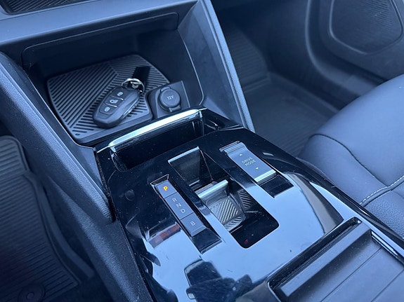 Citroen E-C4 X 23 of 30