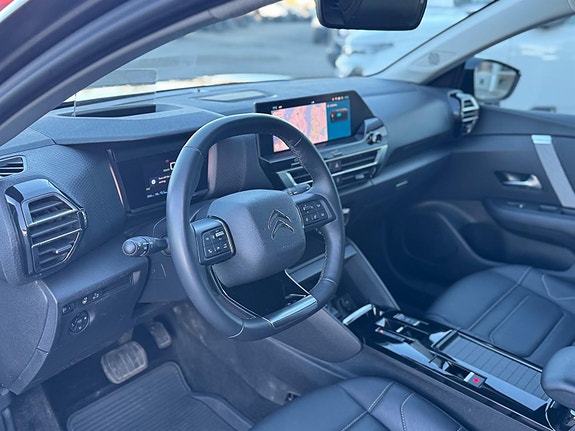 Citroen E-C4 X 11 of 30
