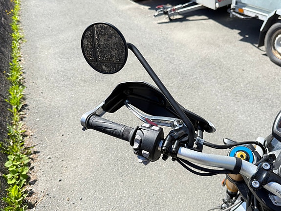 Triumph Scrambler 1200 XE 15 of 15