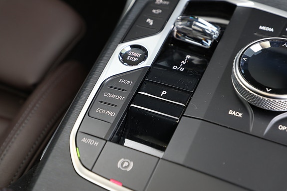 BMW i4 22 of 30